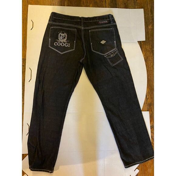 Men's COOGI Jeans w/ Embroidered Pockets - Size 40 - Picture 1 of 7
